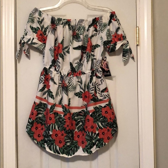 Jr’s Off The Shoulder Dress sz.Small - Picture 1 of 7